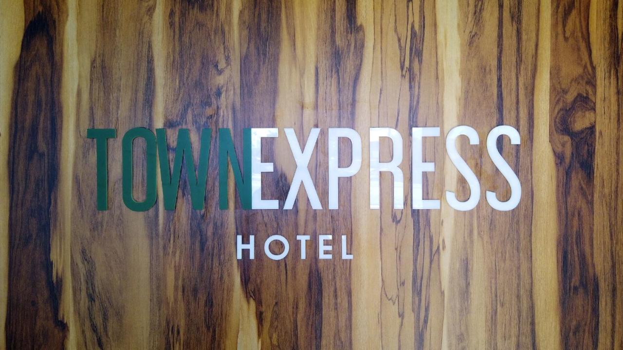 Hotel Town Express ولاية دورانغو المظهر الخارجي الصورة